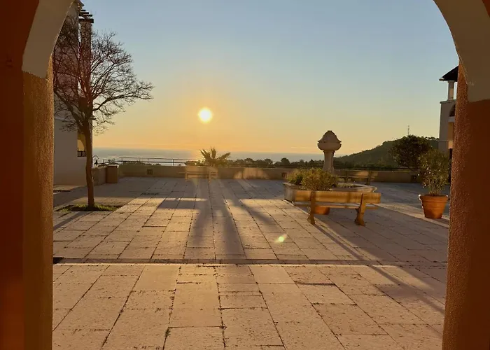 Magnifique Vue Mer - 2 Pieces Climatise Avec Terrasse A Cap Esterel * Saint-Raphaël