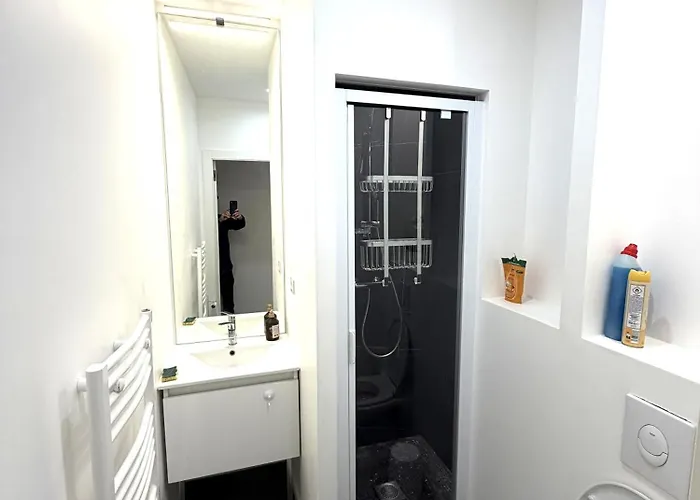 Magnifique Vue Mer - 2 Pieces Climatise Avec Terrasse A Cap Esterel *