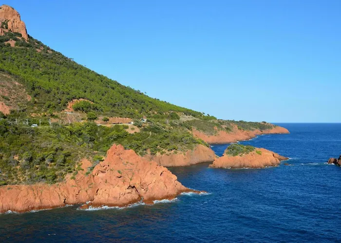 Magnifique Vue Mer - 2 Pieces Climatise Avec Terrasse A Cap Esterel Appartement *